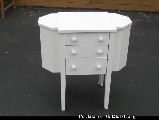 Reproduction Wooden Shaker Table / Cabinet with hinged lids