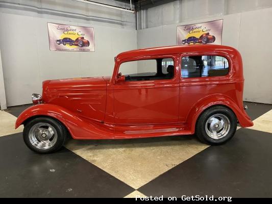 1934 Chevrolet Sedan