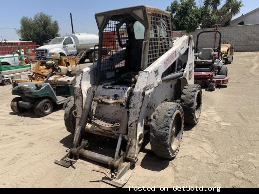 2005 BOBCAT S220 SKIDSTEER LOADER #13704223