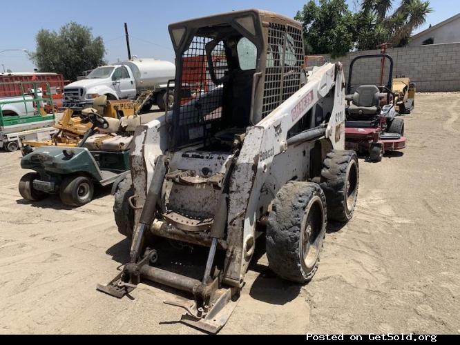 2005 BOBCAT S220 SKIDSTEER LOADER #13704223