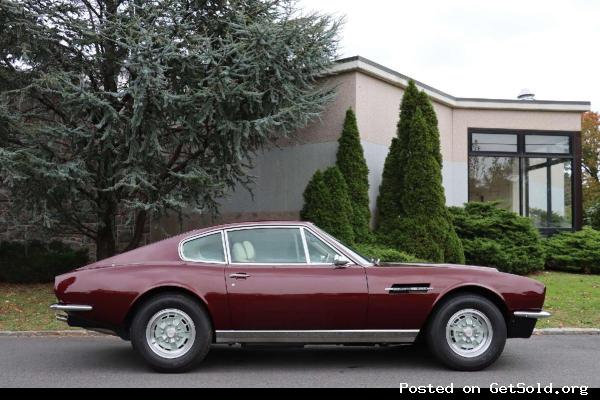 #24049 1971 ASTON MARTIN DBS V8 SALOON