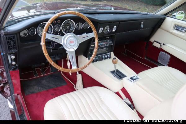 #24049 1971 ASTON MARTIN DBS V8 SALOON