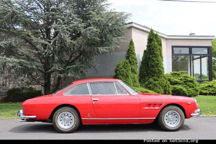 #24308 1967 Ferrari 330GT 2+2