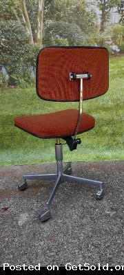 Heavy duty office chair