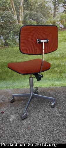 Heavy duty office chair