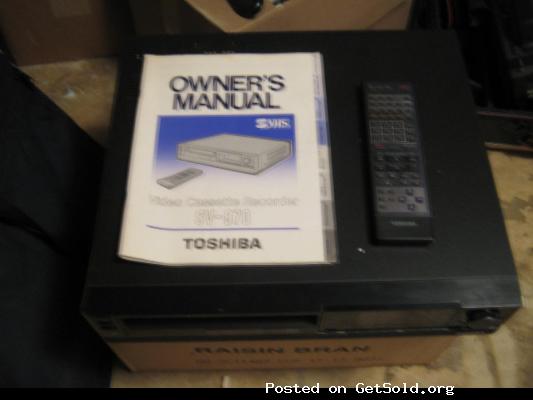 Like New -SV-970 Toshiba &ndash; Video Cassette Recorder, Player, Tuner, with original Manual &amp; Remote