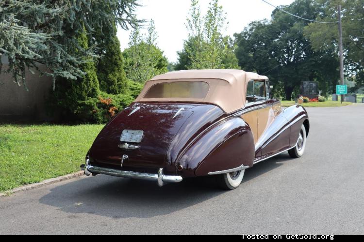 # 23854 1952 Bentley Mark VI Litre Drophead Coup&eacute;