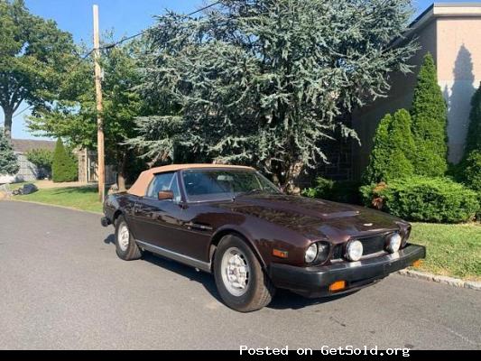 #23956 1982 Aston Martin Martin V8 Volante LHD