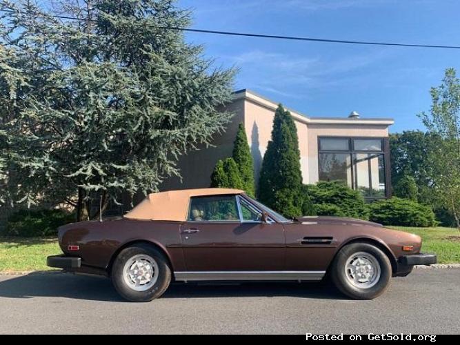 #23956 1982 Aston Martin Martin V8 Volante LHD