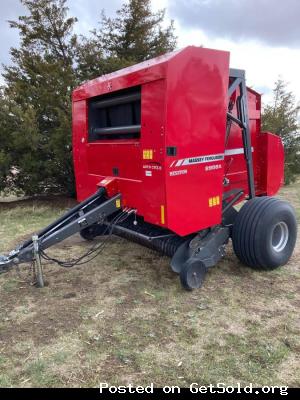 2015 Massey Ferguson 2956A Round Baler for Sale in Potter, Nebraska 69156