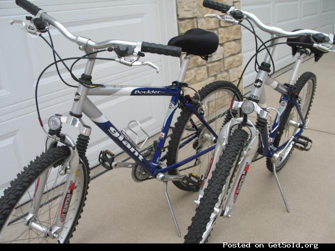 Pair of GIANT MILTI-SPEED BICYCLES