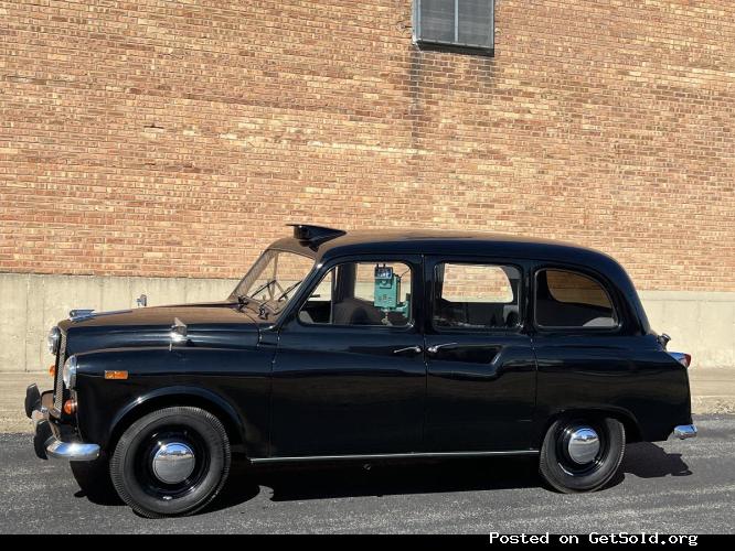 #24194 1960 Austin FX4 London Taxi-Cab