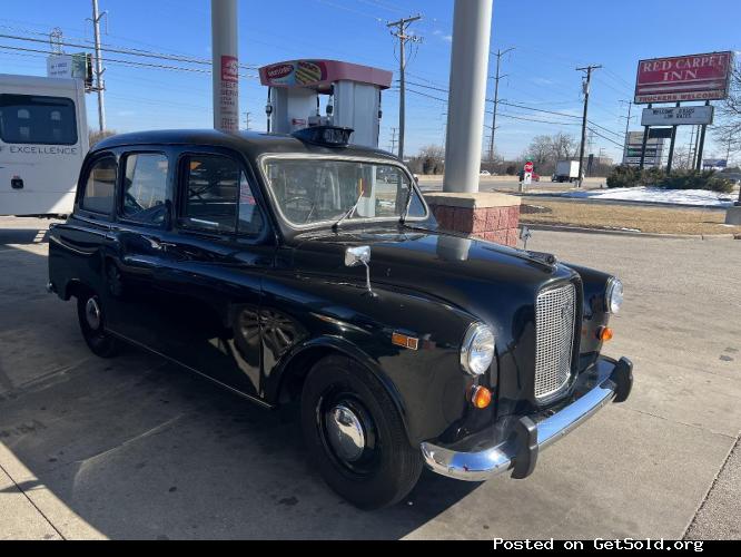 #24194 1960 Austin FX4 London Taxi-Cab