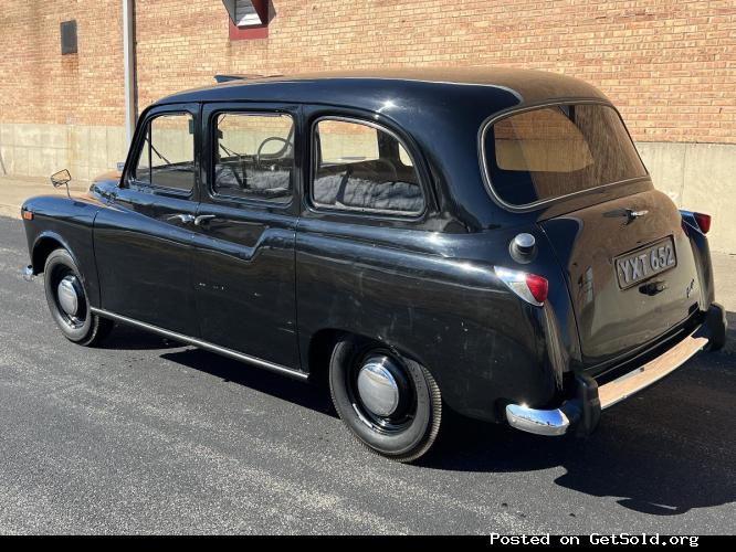 #24194 1960 Austin FX4 London Taxi-Cab