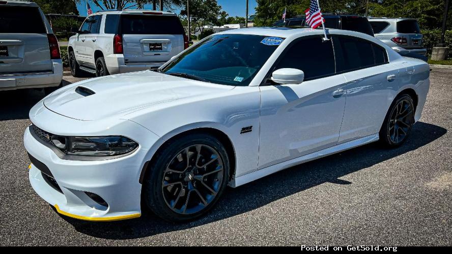 2020 DODGE CHARGER SCAT PACK RWD