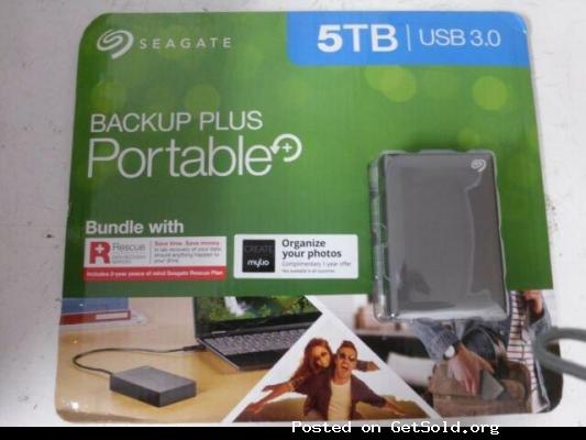 SEAGATE - 5TB - Backup Plus - Portable - Hard Drive