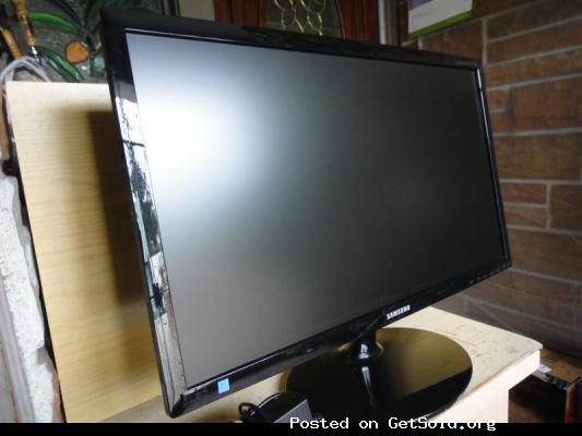 Samsung Extra Wide Screen 23.6-inch led pc Monitor !