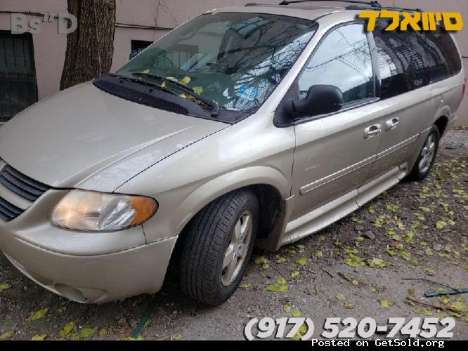 2005 DODGE GRAND CARAVAN WHEELCHAIR ACCESSIBLE 171K Miles