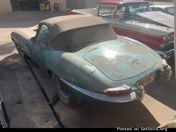 #24020 1968 Jaguar XKE E Type