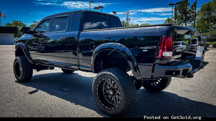 2014 RAM 3500 LARAMIE MEGA CAB 4X4