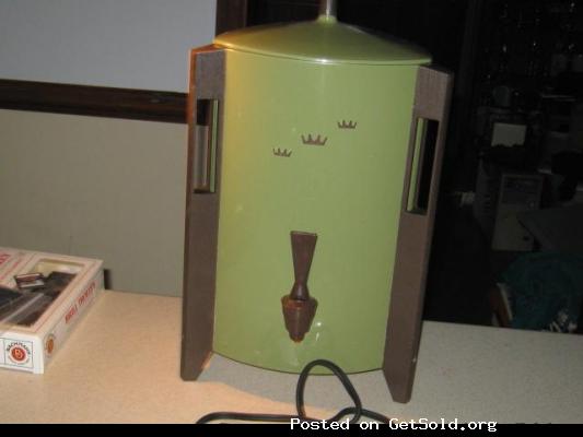 Retro - Coffee urn * From the early 1960's