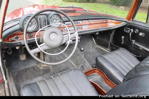 #24237 1968 Mercedes-Benz 280SE Cabriolet