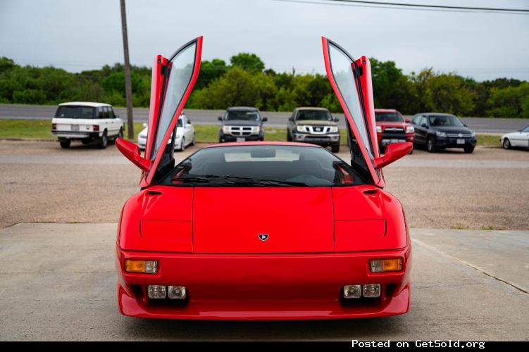 #24258 1996 Lamborghini Diablo VT